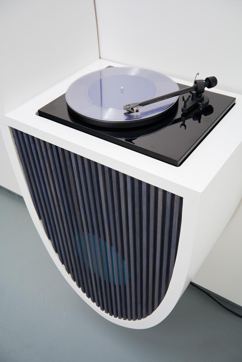 ​The Sea and the Waves 